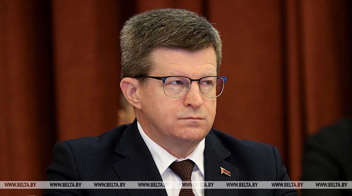 Прием граждан председателем государственного комитета по науке и технологиям Республики Беларусь Шлычковым Сергеем