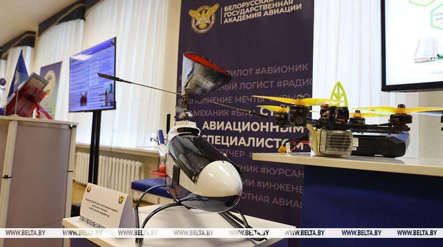 Лукашенко продолжает общение со студентами в формате «Открытый микрофон» встречей в БГУИР