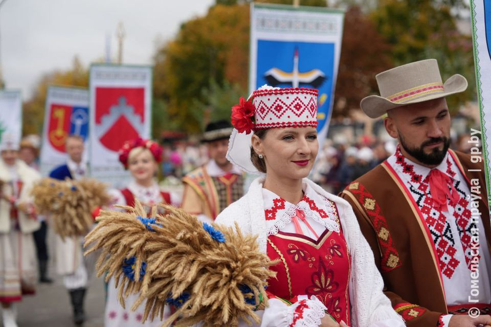 Горпоселок Корма и вся Гомельщина чествовали тружеников села