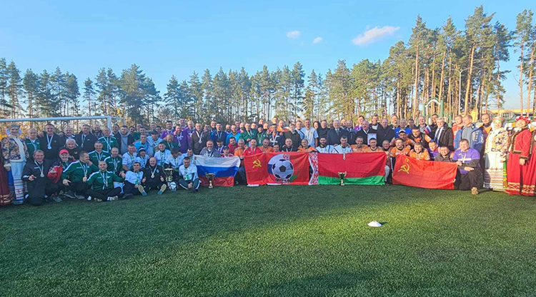 Футбольная команда «Колос» заняла третье место в международном чемпионате среди ветеранов «Лига СССР 40+»
