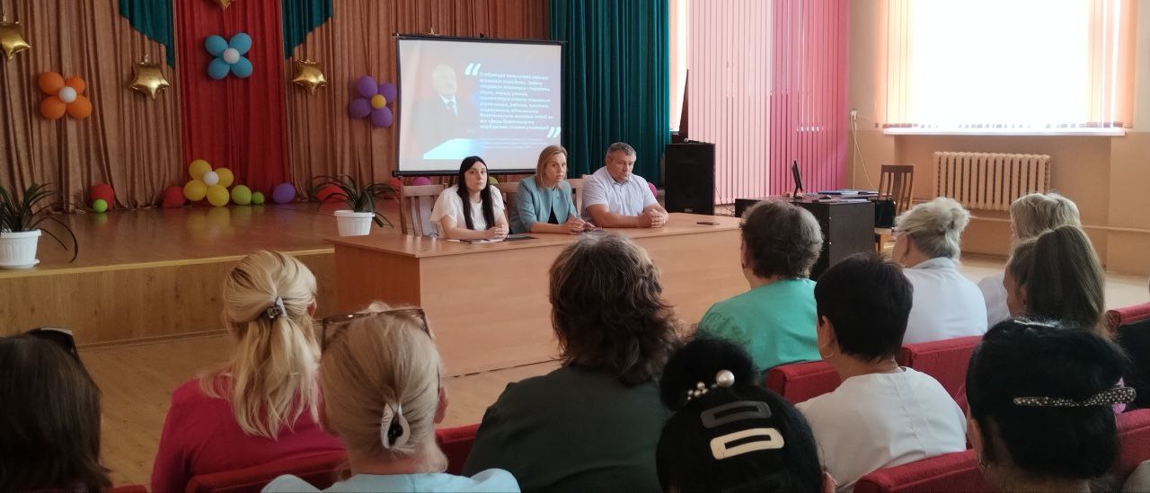 Задача старшего поколения — передать опыт, знания, умения, компетенции новому поколению