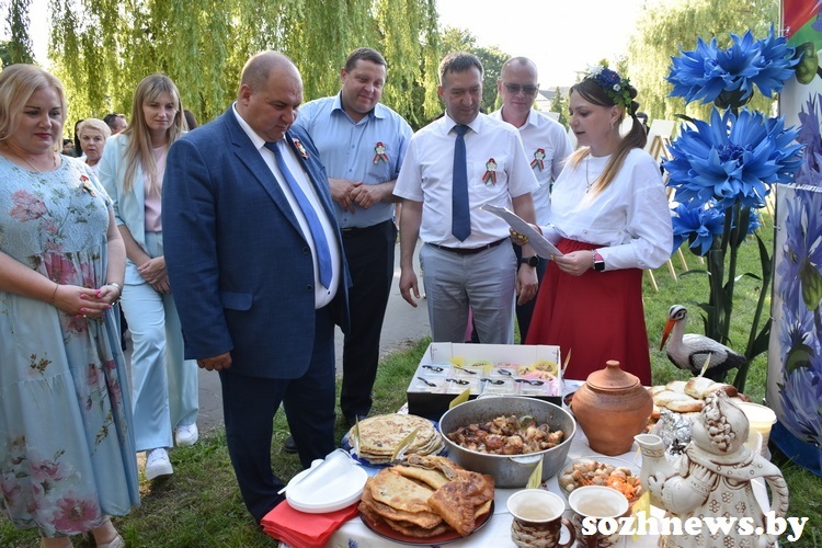 Кухни мира: тематический конкурс среди сельсоветов и учреждений района прошел в рамках празднования Дня Независимости
