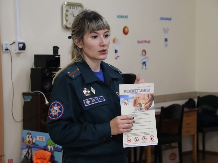 Спасатели Гомельского района проводят профилактические мероприятия для обеспечения пожарной безопасности