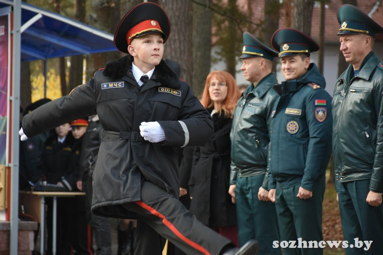 В Гомельском районе молодые спасатели приняли торжественную клятву