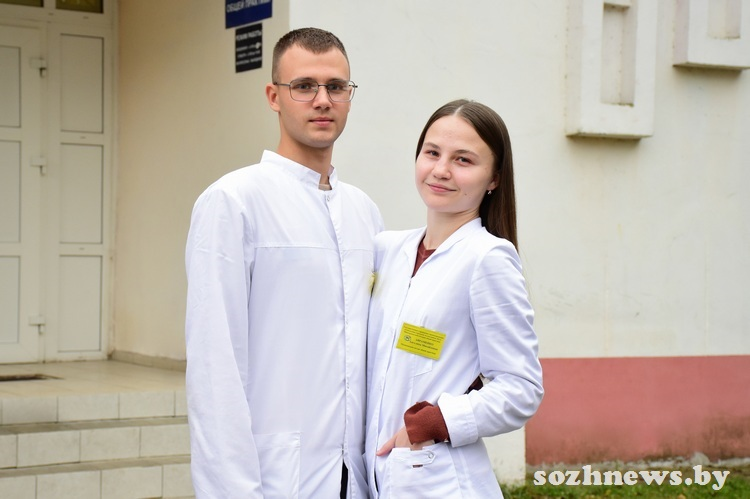 Медицина их связала: как молодые специалисты строят будущее в сельской амбулатории