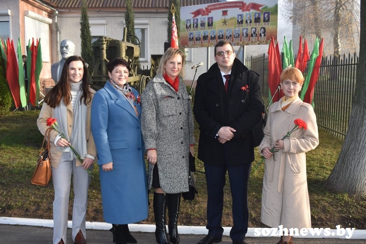 Мероприятия, посвященные Октябрьской революции, прошли в Гомельском районе