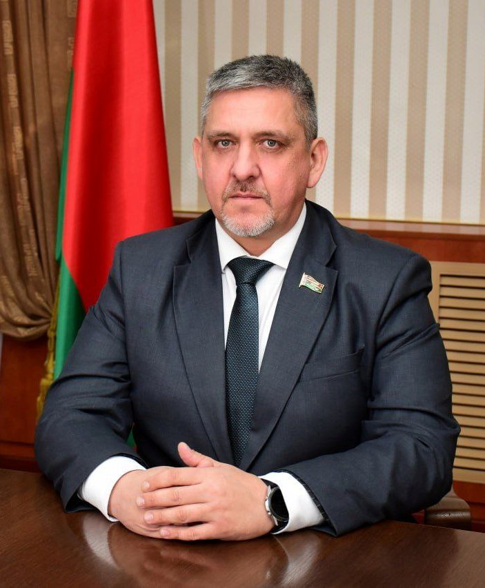 От всего сердца поздравляю вас с наступающим Новым годом!
