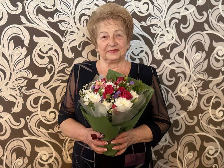Две женщины, чья профессиональная деятельность много десятилетий была связана с Гомельским районом, отметили свои юбилеи