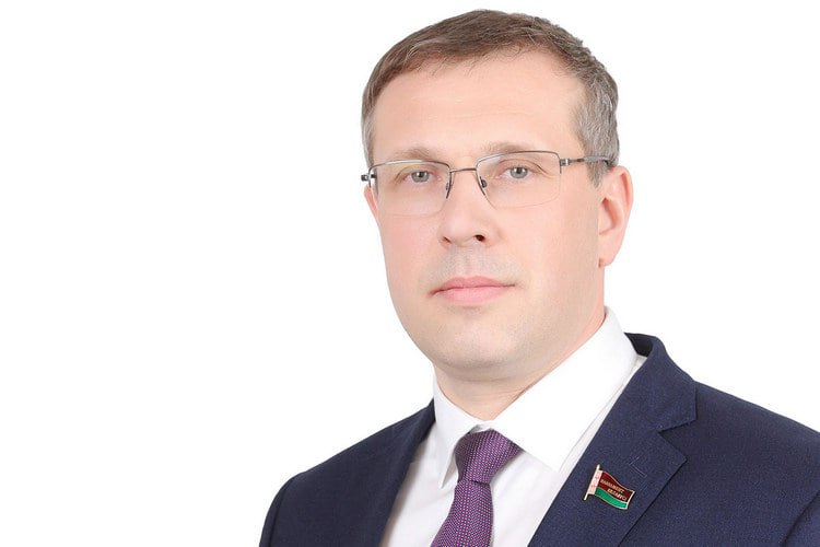 Депутат Руслан Вегера проведет выездной прием 27 января в Гомельском районе