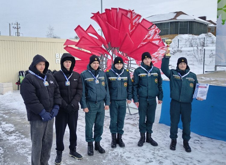 Команда Гомельского района завоевала второе место на областных соревнованиях «Защитник Отечества»