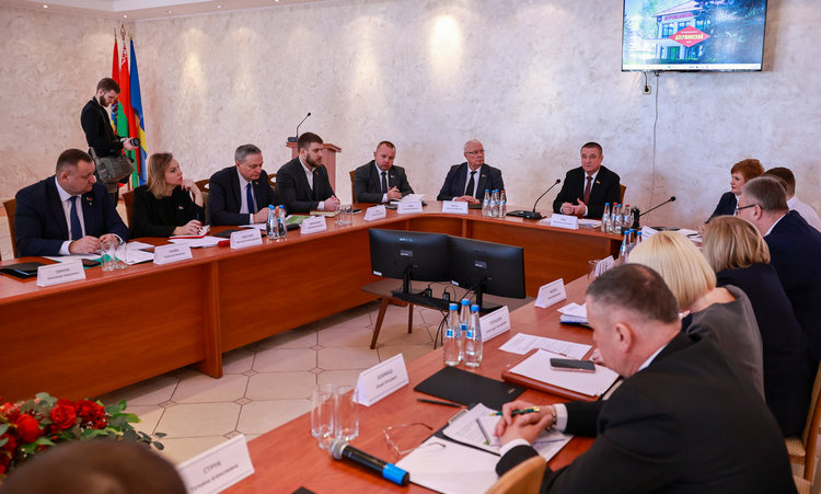 Перспективы трудоустройства и развития карьеры для молодежи на селе