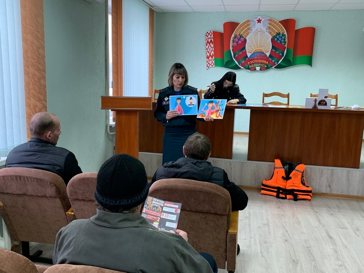 Борьба за жизнь каждого: спасатели Гомельского района работают на предупреждение ЧС