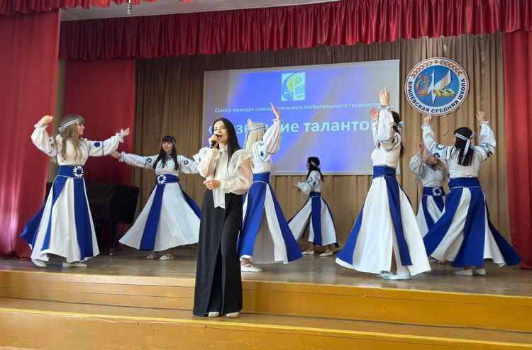 Педагоги Гомельского района соревновались в творческом конкурсе