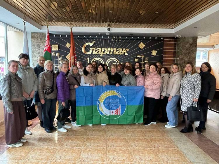 Работники КСУП «Брилево» побывали на экскурсии по кондитерской фабрике «Спартак»