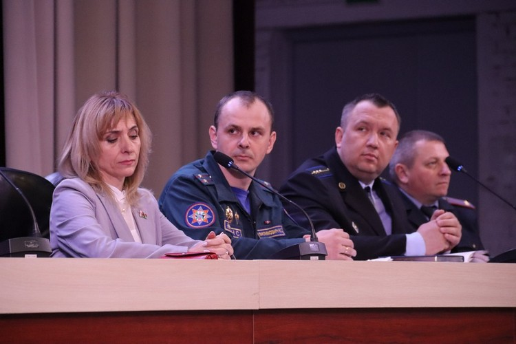 Про безопасность на даче: в Гомельском районе состоялась встреча с председателями садовых товариществ