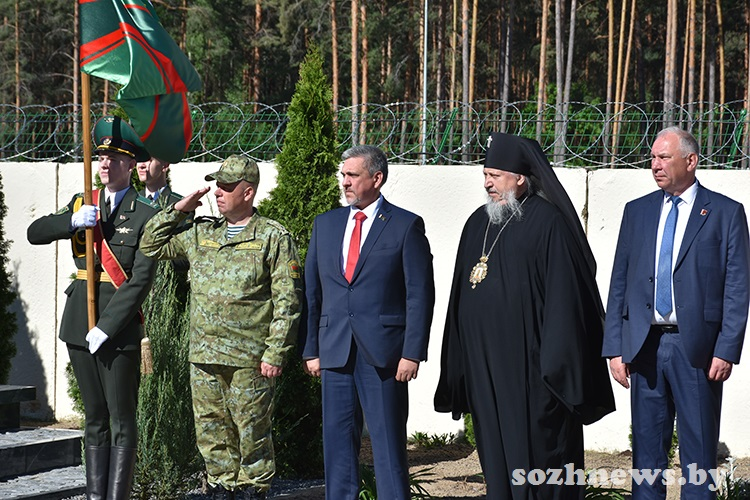 Торжества ко Дню пограничника: в «Новой Гуте» открыли бюст полного кавалера ордена Славы Михаила Николаева
